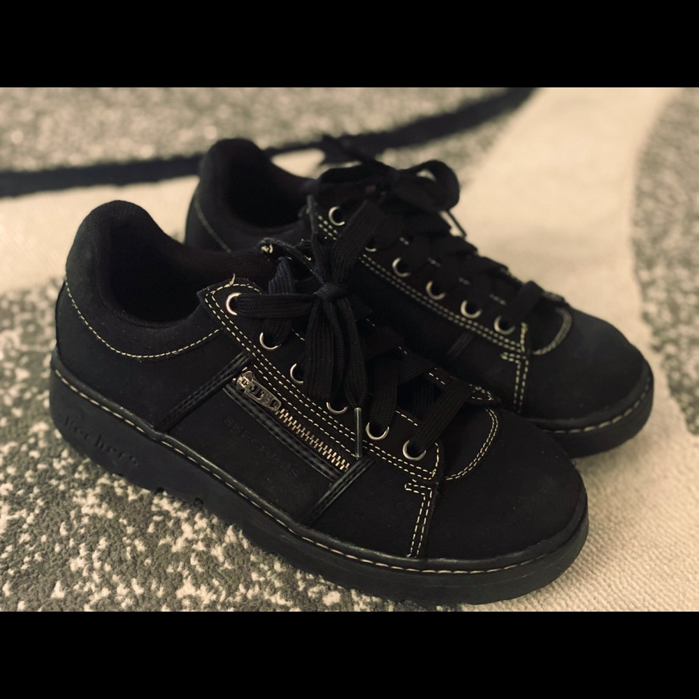 Sketchers Parties Mate Black Oxford Shoes - New Condition - Women’s 7